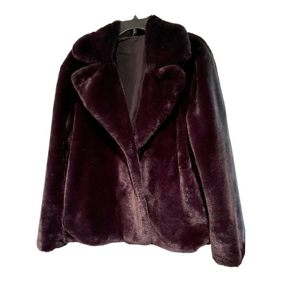 NINE WEST, FABULOUS, BLACK FAUX FUR TEDDY JACKET. SIZE XL - Picture 2 of 6